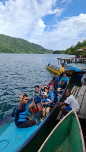 sewa-kendaraan-raja-ampat-mobil-motor-speed-boat-murah